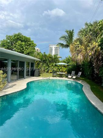 Yacht Harbor Manor, 1241 Manor Dr, Riviera Beach, Florida 33404, image 3