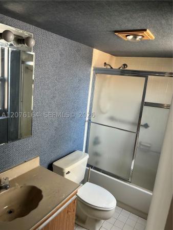 Vendome Place, 4301 Collins Ave #402, Miami Beach, Florida 33140, image 2