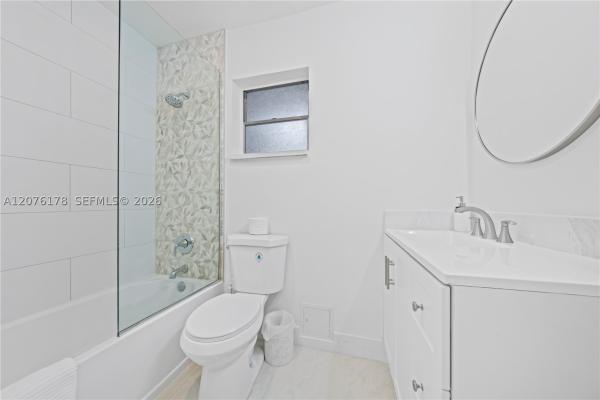 Salem House, 251 172nd St #321, Sunny Isles Beach, Florida 33160, image 2