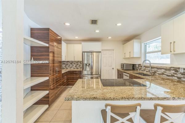 Boulevard Heights, 6931 SW 2nd St, Pembroke Pines, Florida 33023, image 3