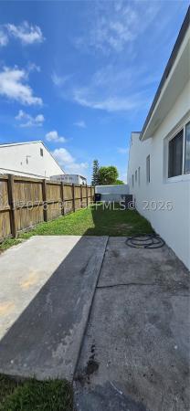 9612 Grand Canal Dr, Unincorporated Dade County, Florida 33174, image 1