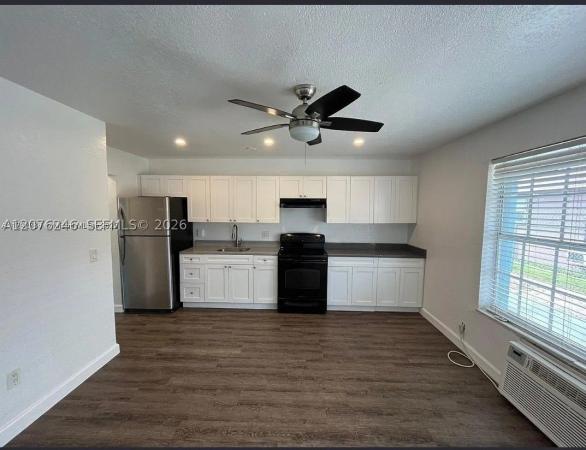 Franklin Park, 2500 Franklin Dr #1-2, Fort Lauderdale, Florida 33311, image 3