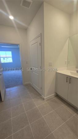 2475 SE 29th Dr, Homestead, Florida 33035, image 2