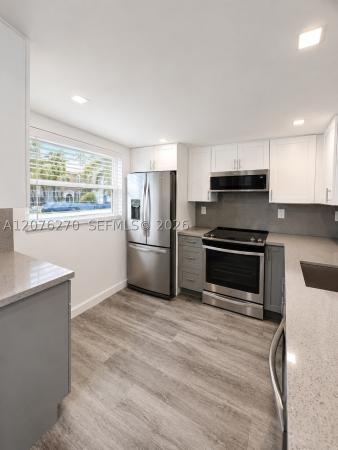 Eden Point, 4000 NE 170th St #206, North Miami Beach, Florida 33160, image 2