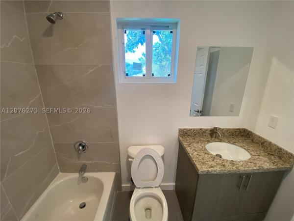1781 NW 65th St #1783, Unincorporated Dade County, Florida 33147, image 2