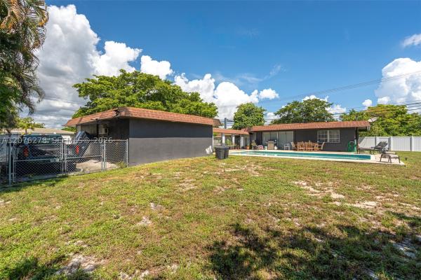 Country Club Estates, 10 SW 46th Ave, Plantation, Florida 33317, image 1