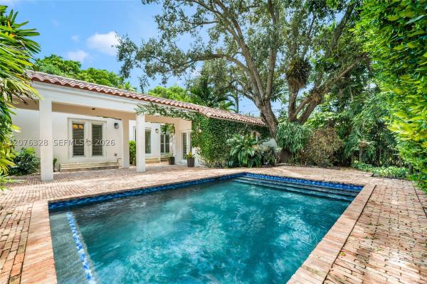 Coconut Grove, 100 Sarto Ave, Coral Gables, Florida 33134, image 1