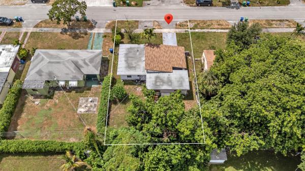 835 NW 84th St, Unincorporated Dade County, Florida 33150, image 3
