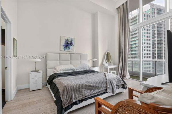 Icon Brickell Tower 3, 485 Brickell Ave #2807, Miami, Florida 33131, image 1