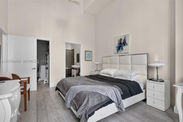 Icon Brickell Tower 3, 485 Brickell Ave #2807, Miami, Florida 33131, image 3