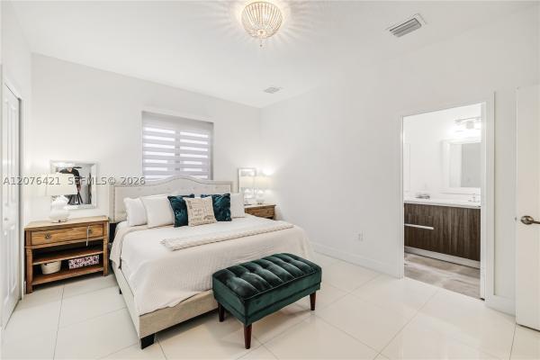 519 SW 91st Pl, Unincorporated Dade County, Florida 33174, image 3