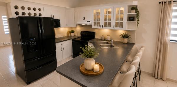 Michelle Jardins, 2121 W 54th St, Hialeah, Florida 33016, image 2