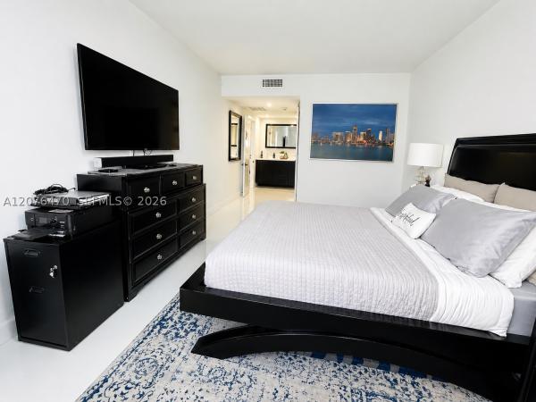 Arlen House Central, 300 Bayview Dr #PH-11, Sunny Isles Beach, Florida 33160, image 1