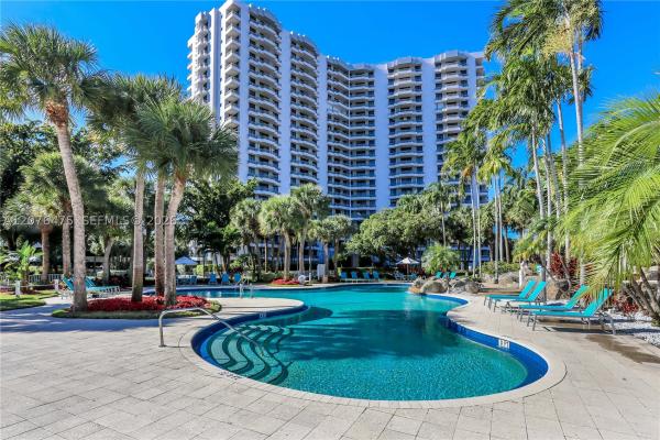 Parc Central Aventura South, 3300 NE 191st St #1610, Aventura, Florida 33180, image 1