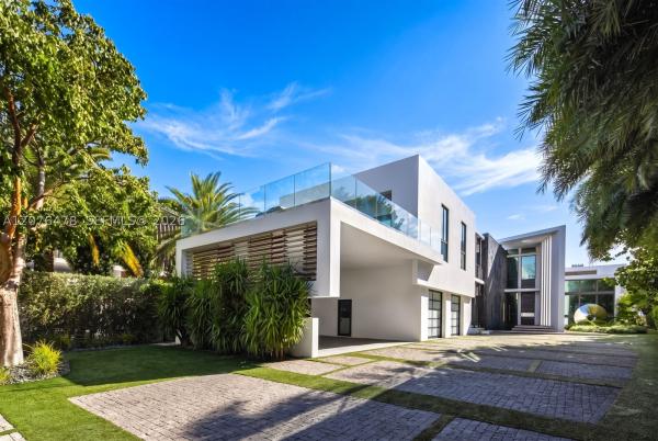Surprise Point, 528 Lakeview Ct, Miami Beach, Florida 33140, image 3
