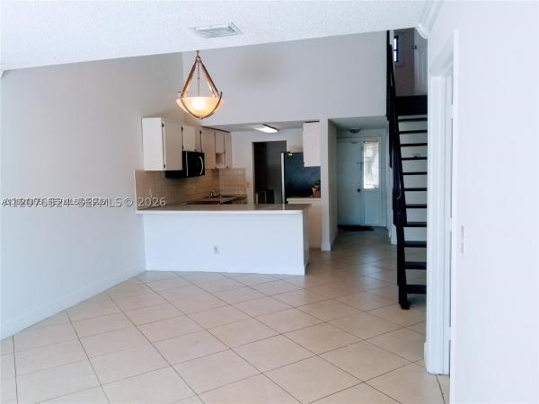Woodscape Townhomes, 6943 SW 40th St #11-R, Miramar, Florida 33023, image 2