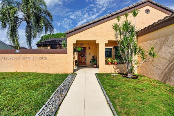 15660 SW 152nd Pl, Unincorporated Dade County, Florida 33187, image 3