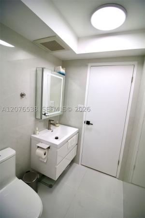 The Islander, 1255 Collins Ave #304, Miami Beach, Florida 33139, image 3
