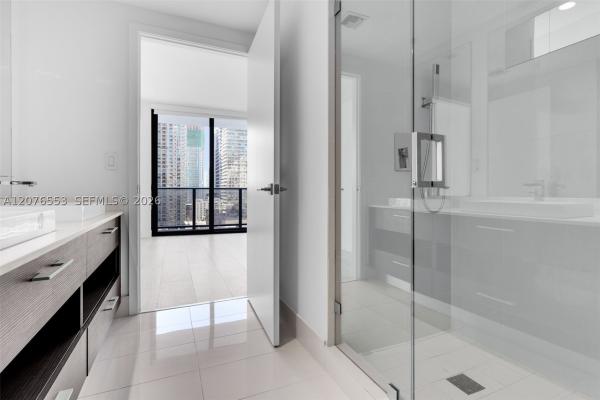 Brickell Heights East, 45 SW 9th St #1706, Miami, Florida 33130, image 3