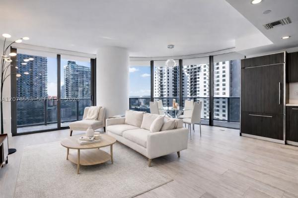 Brickell Heights East, 45 SW 9th St #1706, Miami, Florida 33130, image 1