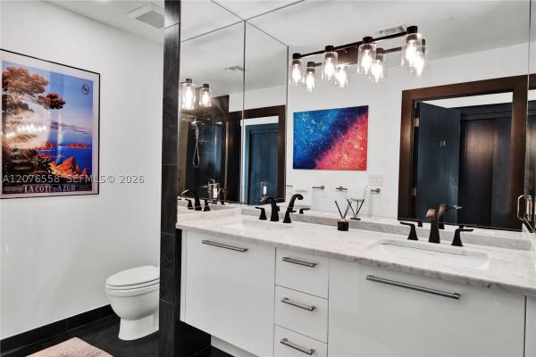 900 Biscayne Bay, 900 Biscayne Blvd #4403, Miami, Florida 33132, image 1