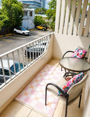 Star Meridian, 528 Meridian Ave #202A, Miami Beach, Florida 33139, image 2