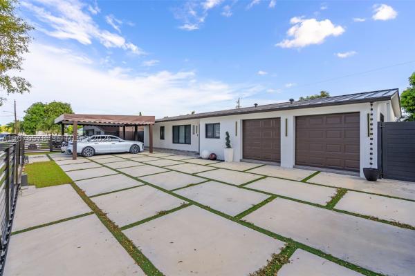 Westhaven Heights, 1270 W 64th Ter, Hialeah, Florida 33012, image 1
