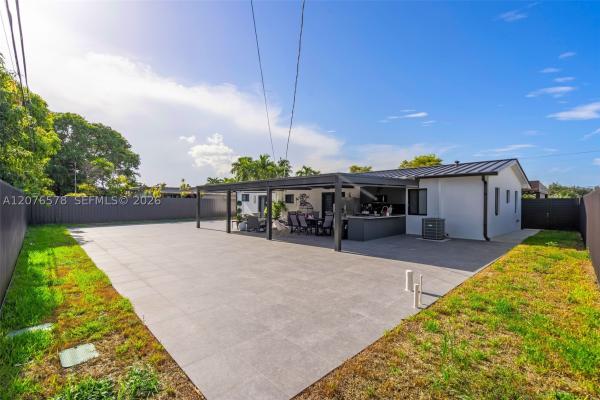 Westhaven Heights, 1270 W 64th Ter, Hialeah, Florida 33012, image 2