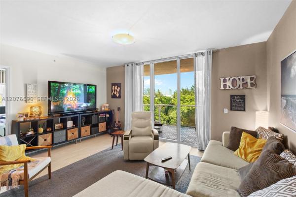 One Fifty One At Biscayne, 15051 Royal Oaks Ln #401, North Miami, Florida 33181, image 3