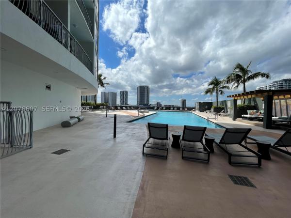 Opera Tower, 1750 N Bayshore Dr #3403, Miami, Florida 33132, image 3