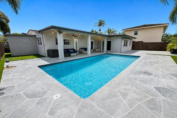 Driftwood Plaza, 6511 Park St, Hollywood, Florida 33024, image 1