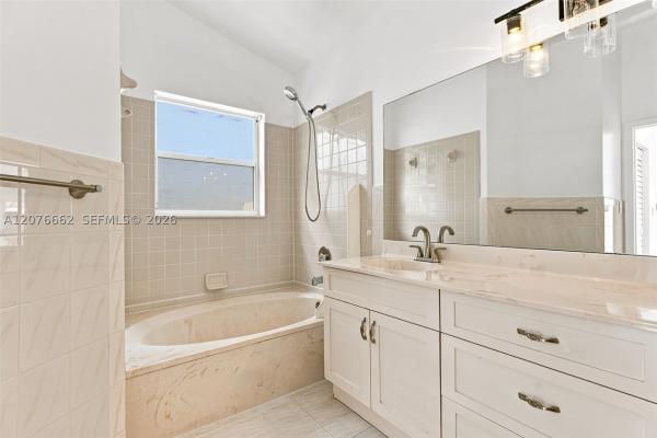 19181 NW 89th Ave, Hialeah, Florida 33018, image 3