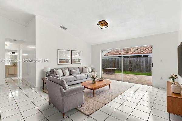 19181 NW 89th Ave, Hialeah, Florida 33018, image 2