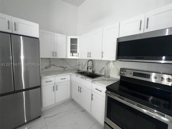 Countryside Village, 18755 NW 62nd Ave #204, Hialeah, Florida 33015, image 1