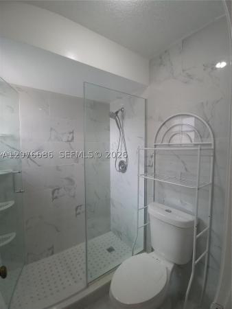6533 NW 170th Ln, Hialeah, Florida 33015, image 2