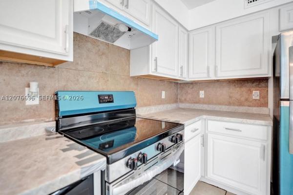 Arbor Keys, 4511 Treehouse Ln #B, Tamarac, Florida 33319, image 2