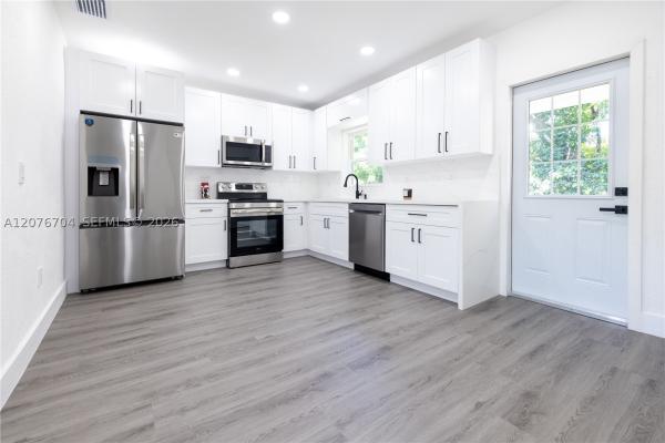 Durham Village, 1029 NW 42nd St, Miami, Florida 33127, image 3