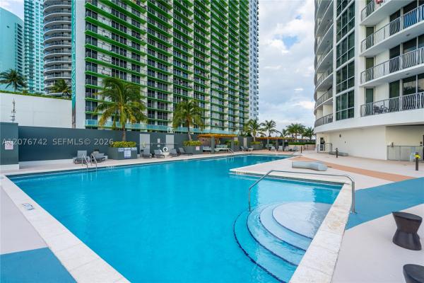 Opera Tower, 1750 N Bayshore Dr #1602, Miami, Florida 33132, image 1