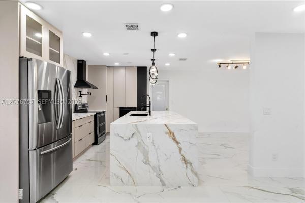 Mirror Lake Estates, 7220 NW 10th Pl, Plantation, Florida 33313, image 3