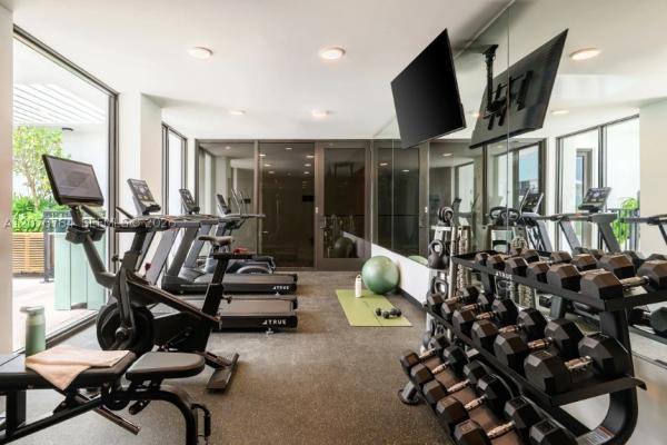 339 NE 28th St #707, Miami, Florida 33137, image 1