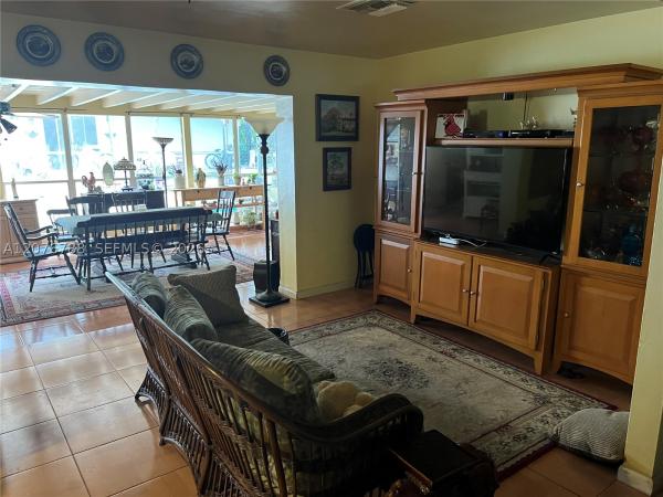 Biscayne Lawn, 11429 NE 11th Pl, Biscayne Park, Florida 33161, image 3