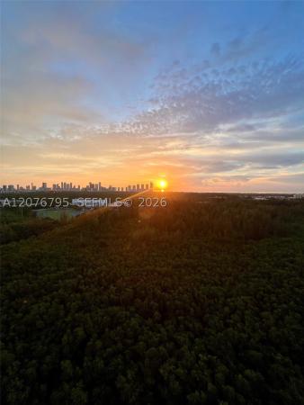 One Fifty One At Biscayne, 15051 Royal Oaks Ln #2403, North Miami, Florida 33181, image 2