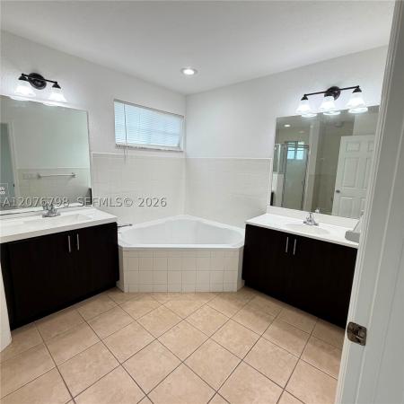 Hamilton Place, 923 SE 16th Ct, Homestead, Florida 33034, image 3