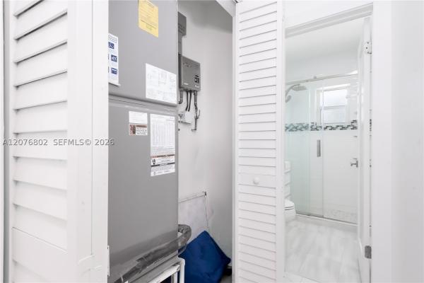 Spring View, 970 Plover Ave, Miami Springs, Florida 33166, image 2