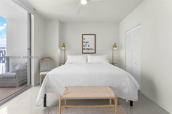 Met 1, 300 S Biscayne Blvd #T-3407, Miami, Florida 33131, image 3