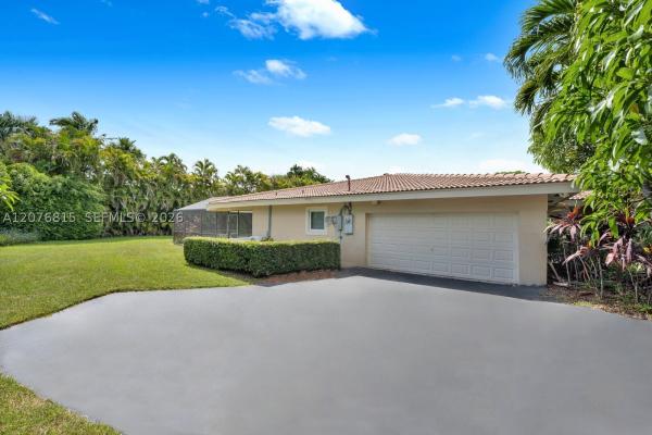11805 SW 62nd Ave, Pinecrest, Florida 33156, image 1