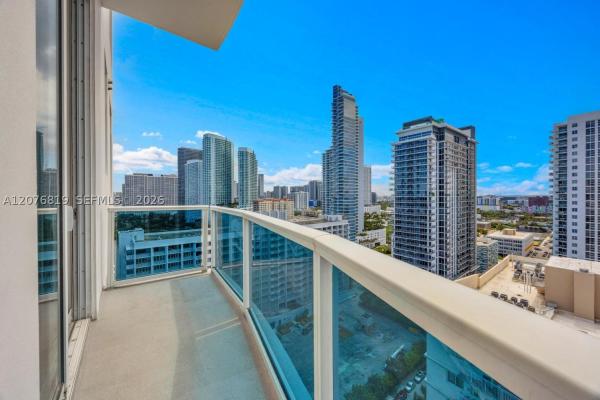 New Wave, 725 NE 22nd St #PH-2A, Miami, Florida 33137, image 1