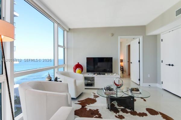 Central Carillon Beach, 6801 Collins Ave #1216, Miami Beach, Florida 33141, image 3
