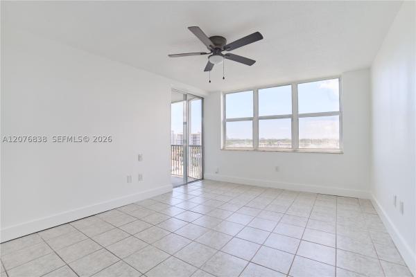 1750 NE 191st St #829-4, Unincorporated Dade County, Florida 33179, image 2