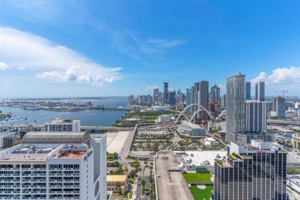 Opera Tower, 1750 N Bayshore Dr #5010, Miami, Florida 33132, image 2